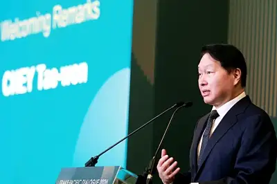 최태원 “AI 괴물칩 생산 늘려야…칩 부족이 산업 구조 바꿀 듯”