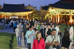 APEC 이후 첫 설 연휴 경주에 58만명 다녀가…“열차 이용객 늘자 관광 활력”