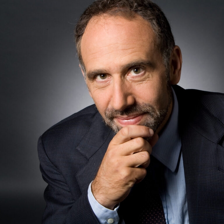 딘 베이커 미 경제정책연구센터(CEPR) 공동 창립자 겸 선임연구원