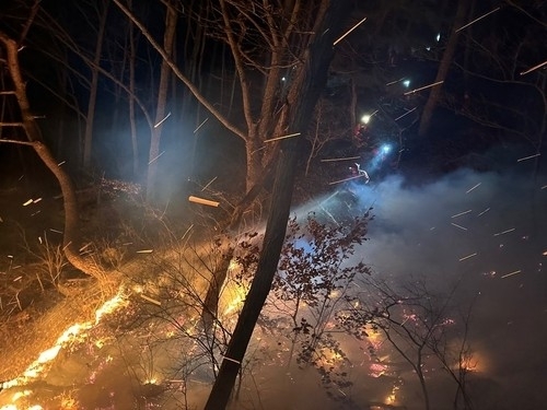 함양 산불 이틀째 확산…주민 대피명령 내려져