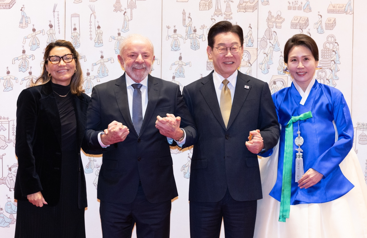 기념촬영하는 한-브라질 정상 부부