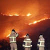 경남 밀양 산불, 강풍 타고 확산… 야간진화 전력