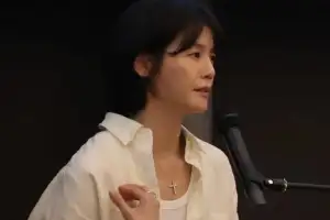 thumbnail - 도서관 책에 밑줄 쫙…김지호, 훼손 논란에 “습관 탓” 사과