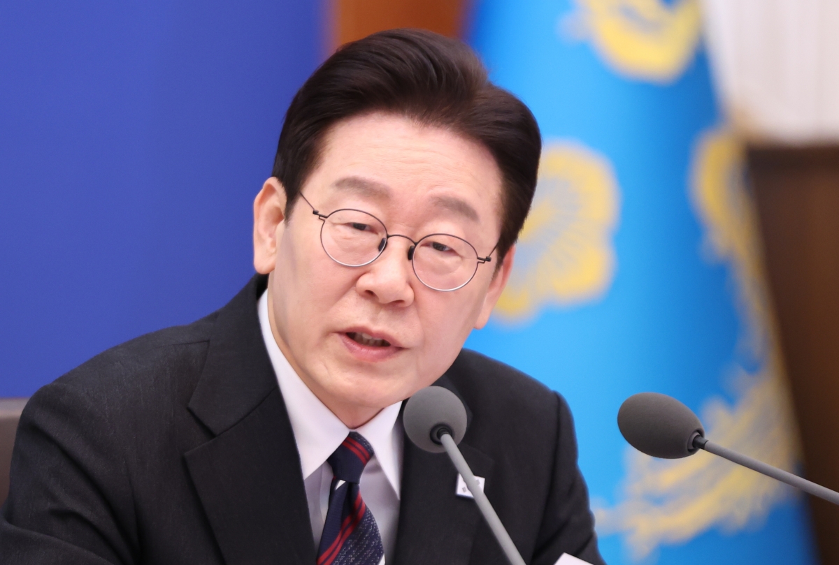 이재명 대통령이 24일 청와대에서 열린 국무회의에서 발언하고 있다. 2026.2.24 연합뉴스