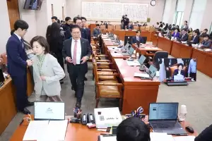 [속보] 전남광주 통합법만 법사위 통과… 충남대전·대구경북 보류