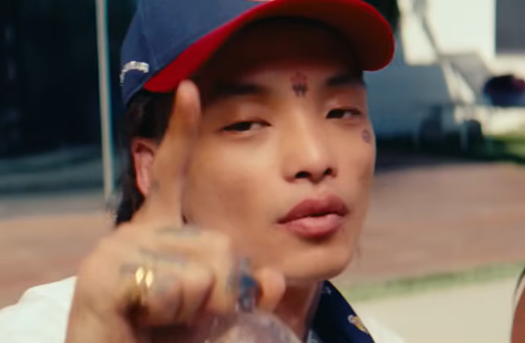 상습적으로 대마를 흡연한 래퍼 키스에이프(본명 이동헌·33)에게 징역 1년 6개월의 실형이 확정됐다. 유튜브 캡처