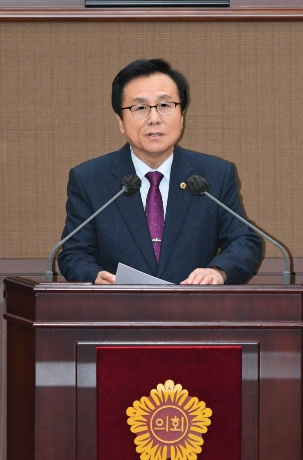 지난 24일 제334회 임시회 제1차 본회의 5분 자유발언을 하는 강석주 의원