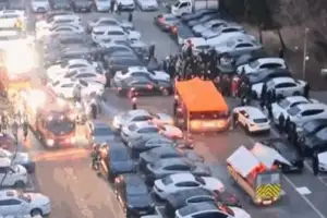 소방차 못 들어가는 40억 은마아파트 ‘이중주차’ 현실…갓 이사온 일가족 참변