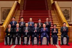 李대통령, 민주당 상임고문단과 청와대 오찬