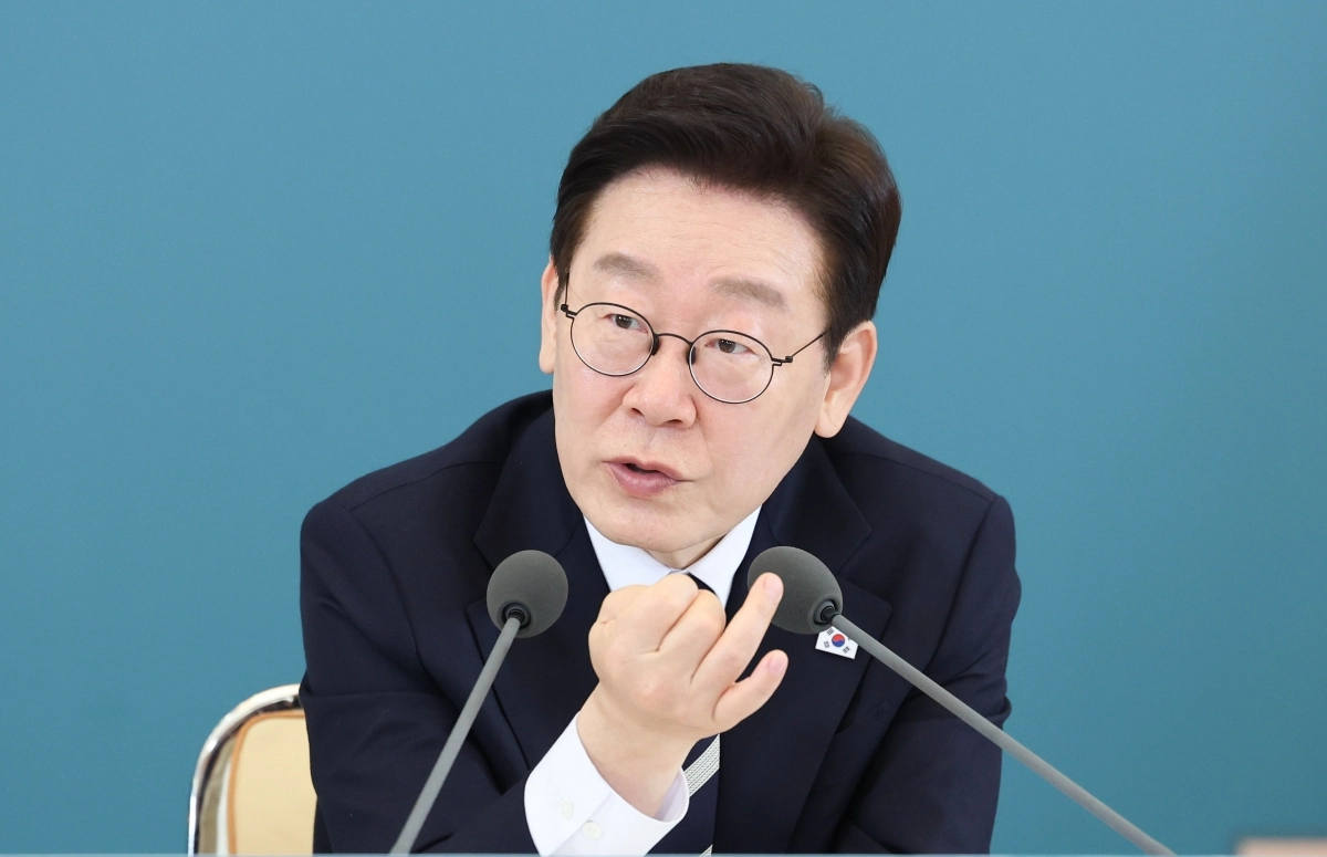 이재명 대통령이 25일 청와대에서 열린 확대국가관광전략회의에서 발언하고 있다. 2026.2.25. 연합뉴스