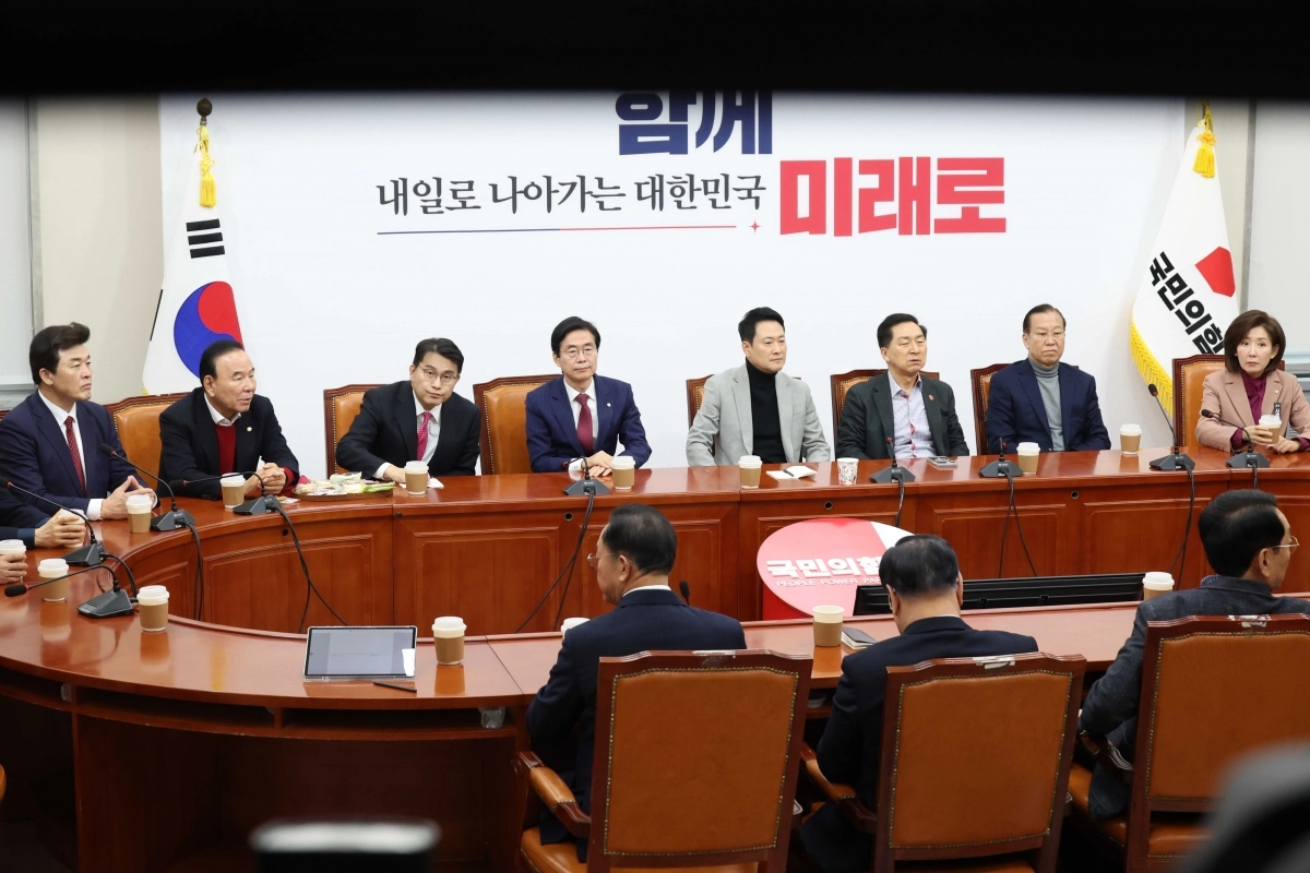 ‘국민의힘 진로는?’