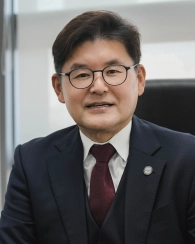 박진호 한국에너지공과대 총장 직무대행