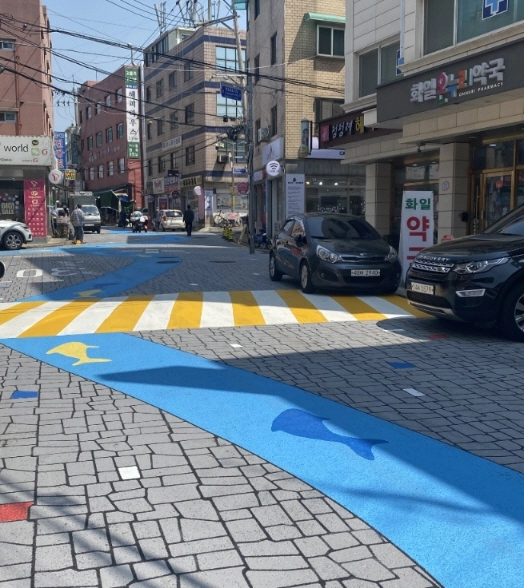 영등포 샛강두리 골목형상점가의 보행로가 정비 작업을 마친 모습. 영등포 제공