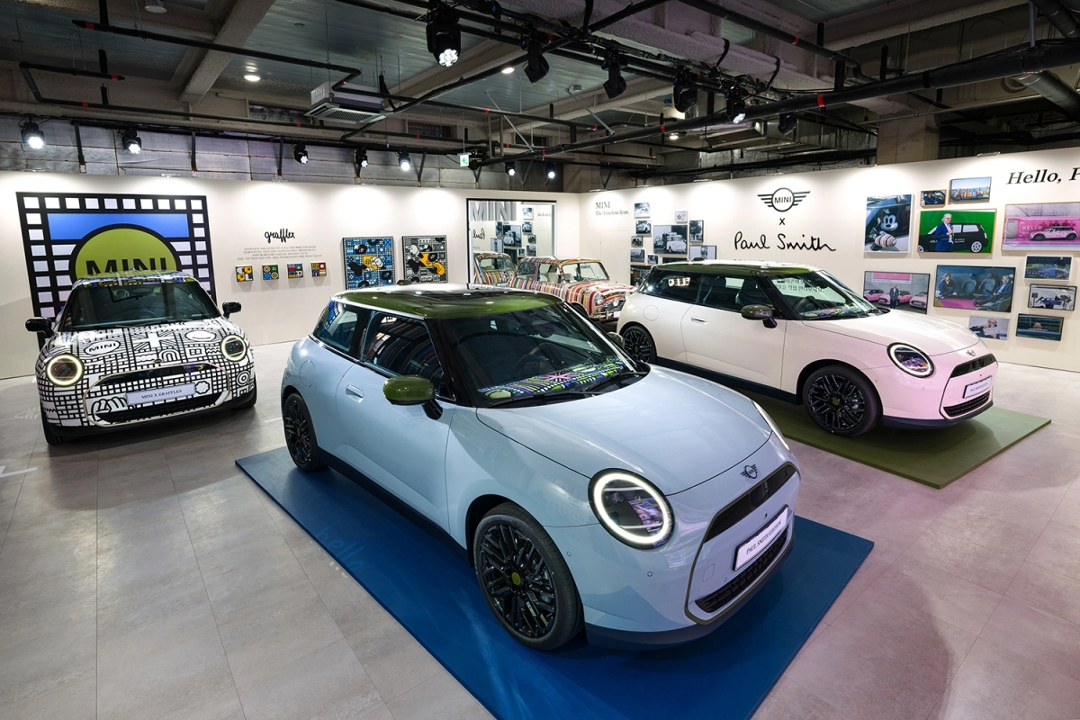 디 올-일렉트릭 MINI 쿠퍼 SE 폴 스미스 에디션.  미니코리아 제공