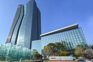 BNK금융, 사외이사 5명 교체… CEO 연임 특별결의 논의