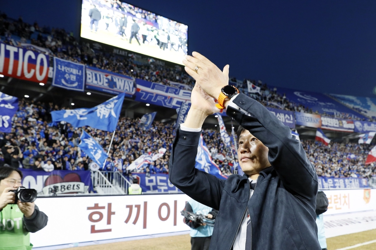 승리로 시작한 이정효 감독