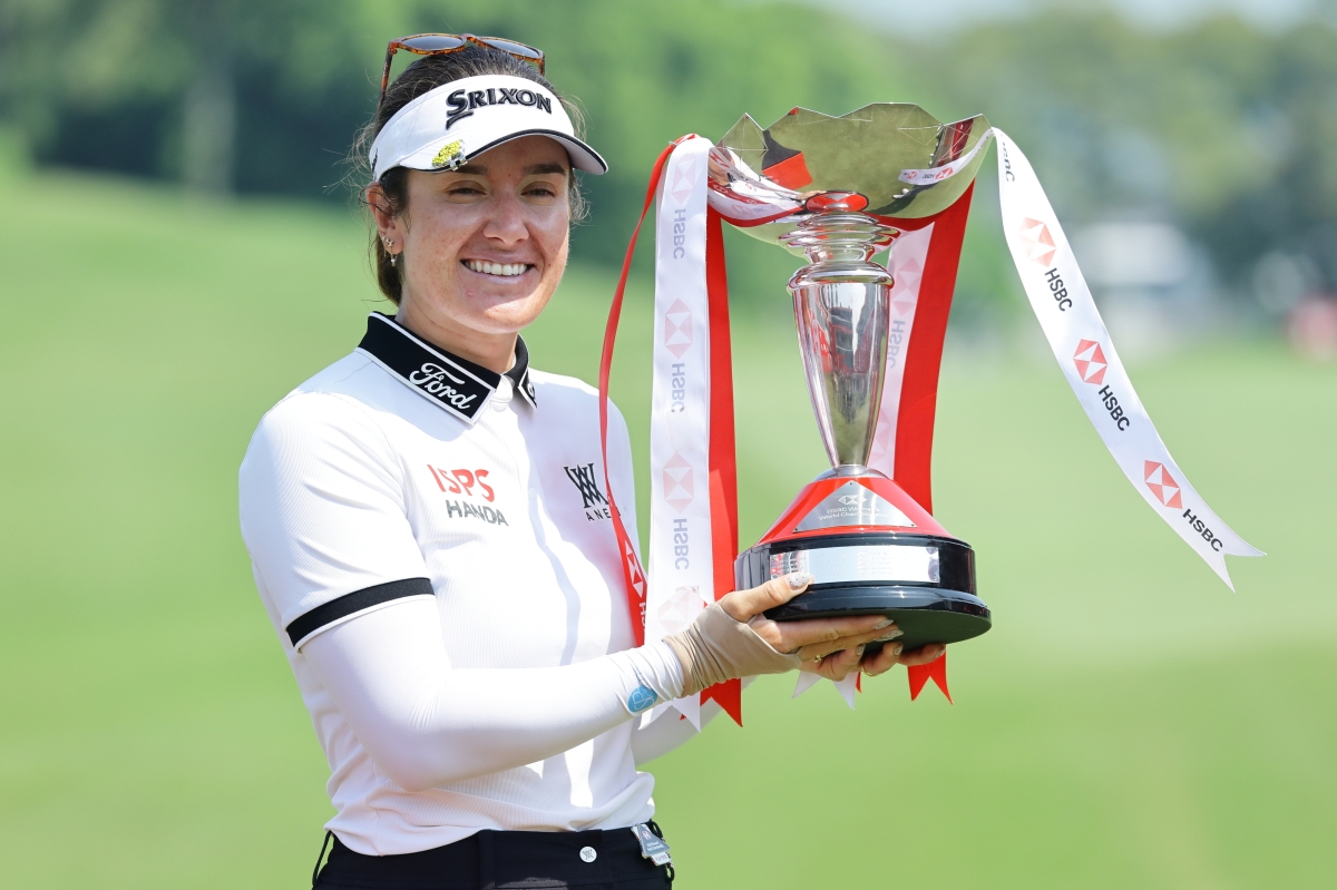 우승 트로피를 든 해나 그린.