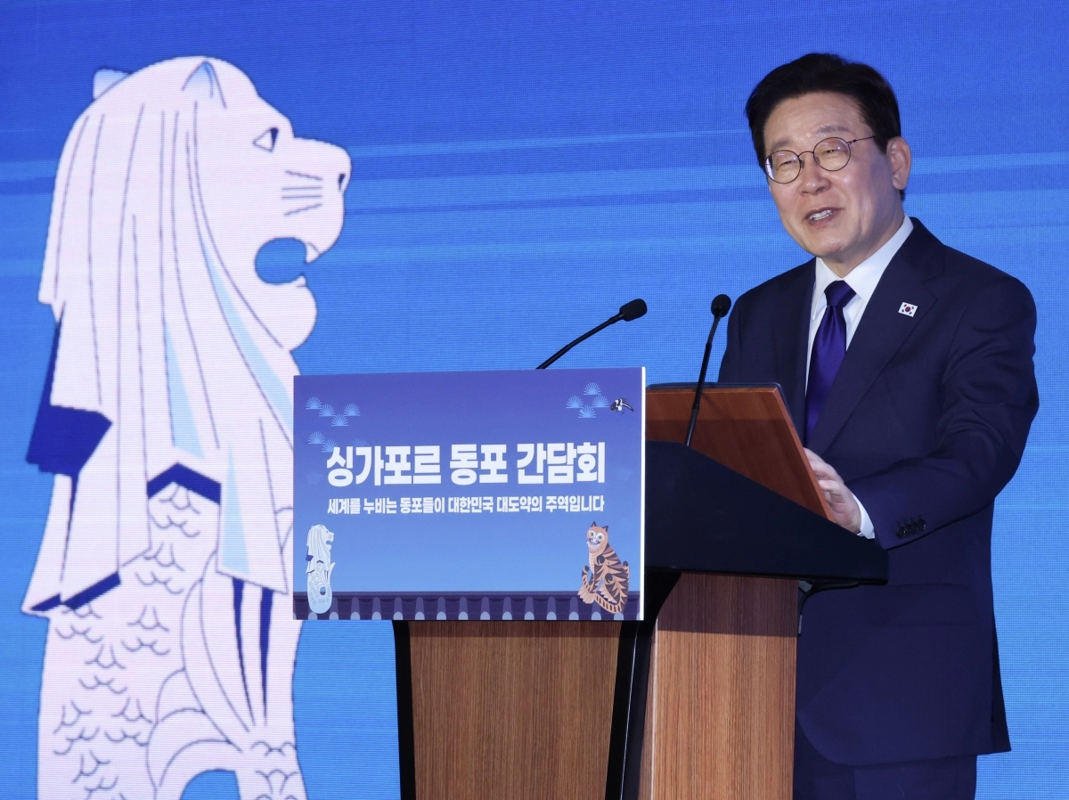 싱가포르 동포 만찬간담회, 인사말하는 이재명 대통령