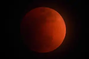 36년 만의 정월대보름 ‘블러드 문’…전국 곳곳 개기월식 특별 관측행사 진행