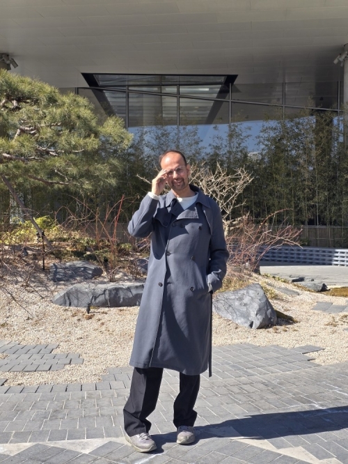 리움미술관 정원에서 만난 티노 세갈. 윤수경 기자