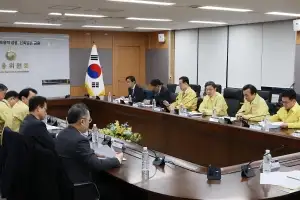 정부 “호르무즈 해협 봉쇄 대비 중동 외 대체 원유 확보 추진”