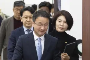 與, 3월 국회서 ‘검찰개혁·대미투자법’ 처리…12일부터 매주 목요일 본회의