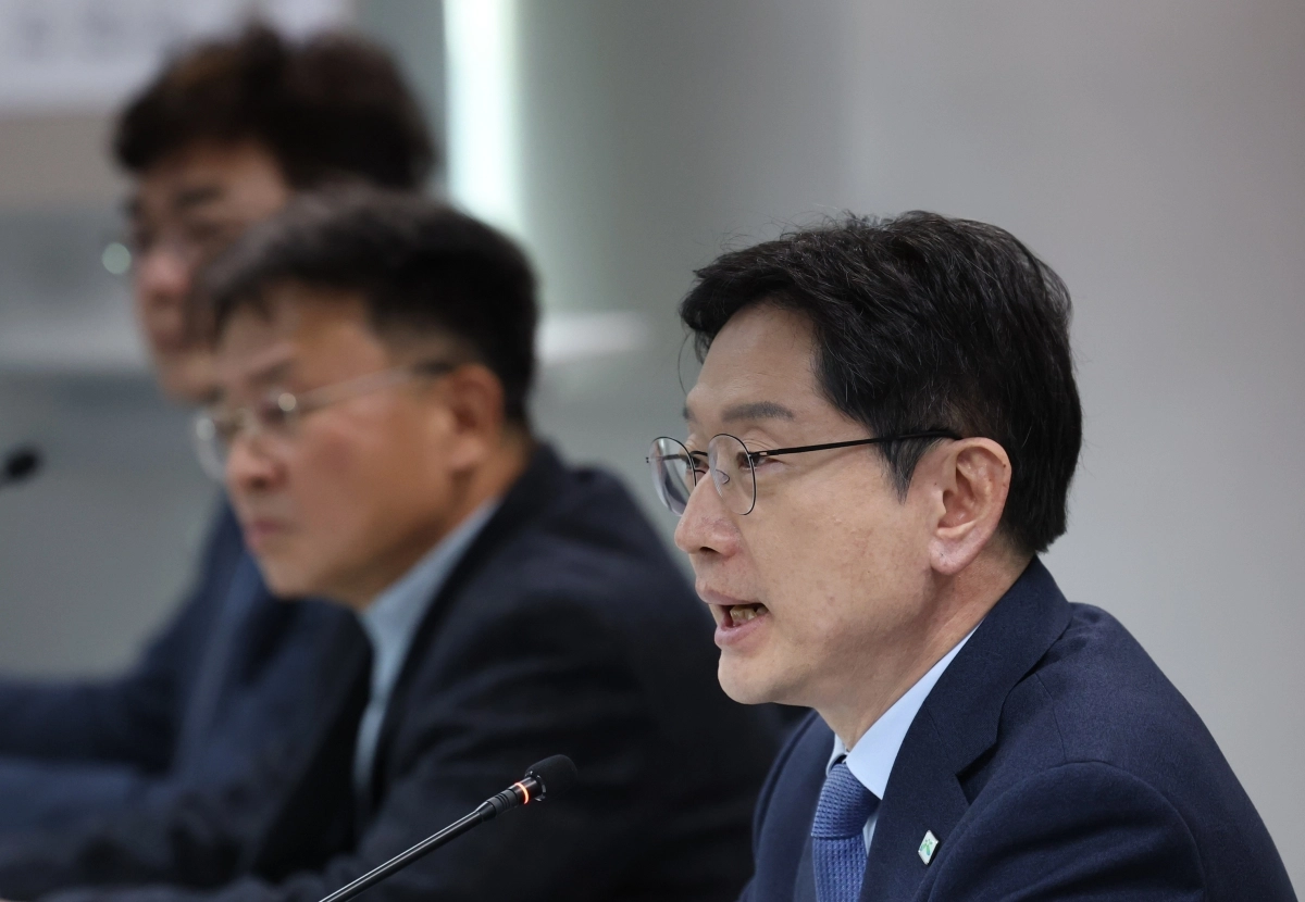 인사말하는 김경수 지방시대위원장