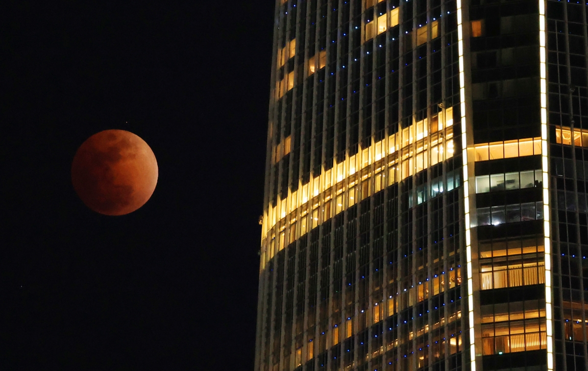 정월대보름에 뜬 ‘블러드문’