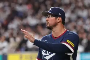 던지는 족족 日 타자 방망이 박살…류현진급 특급 투수에 기대감 커진 대표팀