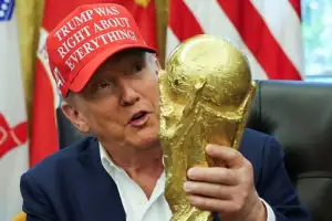 트럼프 “이란 월드컵 불참? 신경도 안 써…심각하게 패배한 나라”