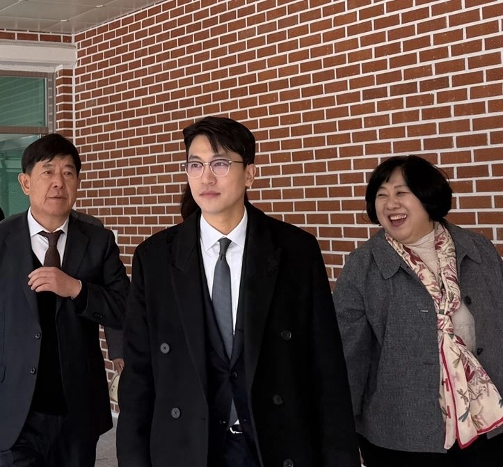 4일 흑석고등학교 제1회 입학식에 참석한 이희원 의원