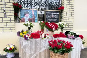 이란 최고지도자 하메네이 장례식 연기 “추도 인파 너무 많아”