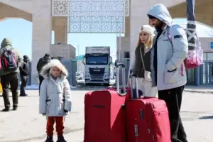 [포토] ‘폭격피해 탈출’ 이란 피란행렬