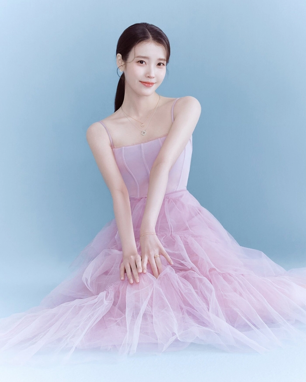 아이유. 제이에스티나 제공