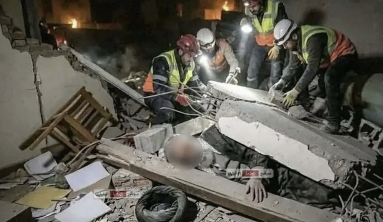 소셜미디어(SNS)에 확산한 이란 최고지도자 아야톨라 세예드 알리 하메네이의 시신 이미지. 이는 인공지능(AI)으로 만든 허위 이미지다. 자료 : AFP 팩트체크