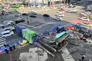 8차선 덮친 21m 천공기…대구시, 중장비 사용 현장 긴급점검