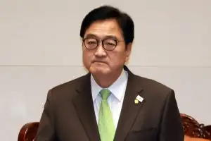 우원식, 내주 초 개헌특위 띄운다… 지방선거와 동시 국민투표 추진