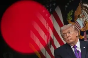 “트럼프를 탄핵하라!”…이란 공습이 불붙인 ‘전쟁 권한’ 논쟁 [권윤희의 월드뷰]