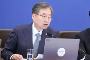 조현 외교부 장관 “인천행 UAE 민항기 오늘 운항 시작”