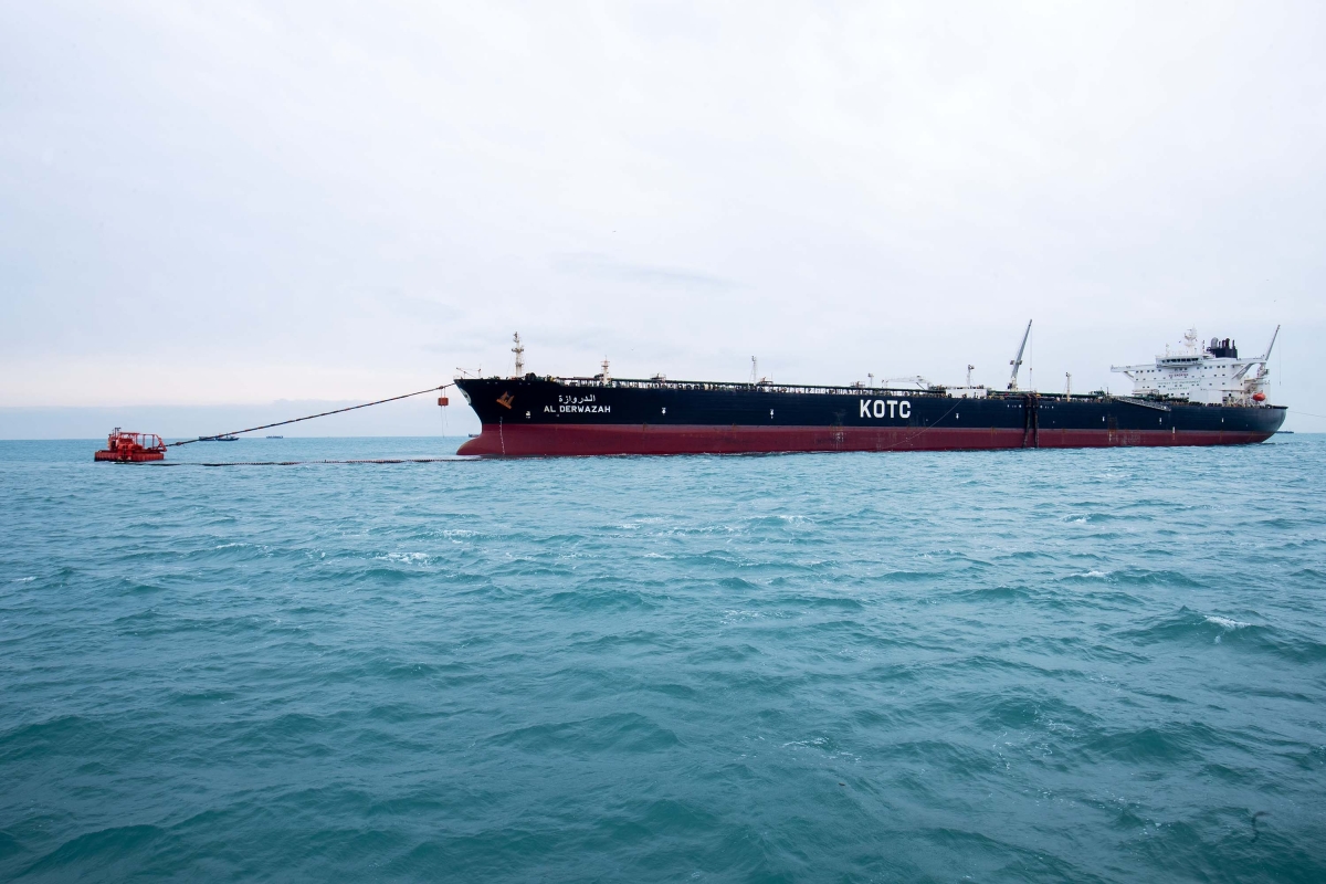 쿠웨이트 원유 200만 배럴을 실은 선박의 모습. 한국석유공사 제공