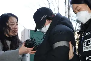 생후 20개월 딸 굶어 숨지게 한 20대 친모 “아기에게 미안”