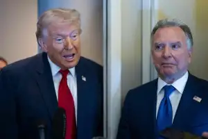 “트럼프, 美 특수부대 투입해 이란 우라늄 회수 검토”