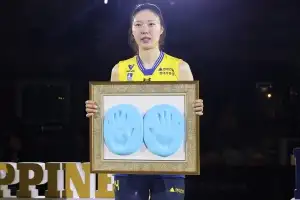 ‘블로퀸’ 양효진 눈물의 은퇴식 “드디어 종착지…지도자 도전하고파”