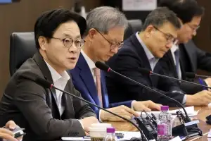 산업장관 “국제유가 편승 물가안정 역행 행위 엄벌”
