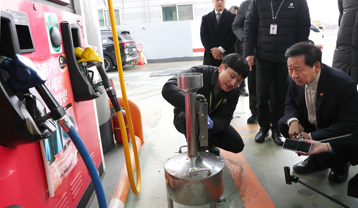 주유소 현장점검 나선 구윤철 부총리