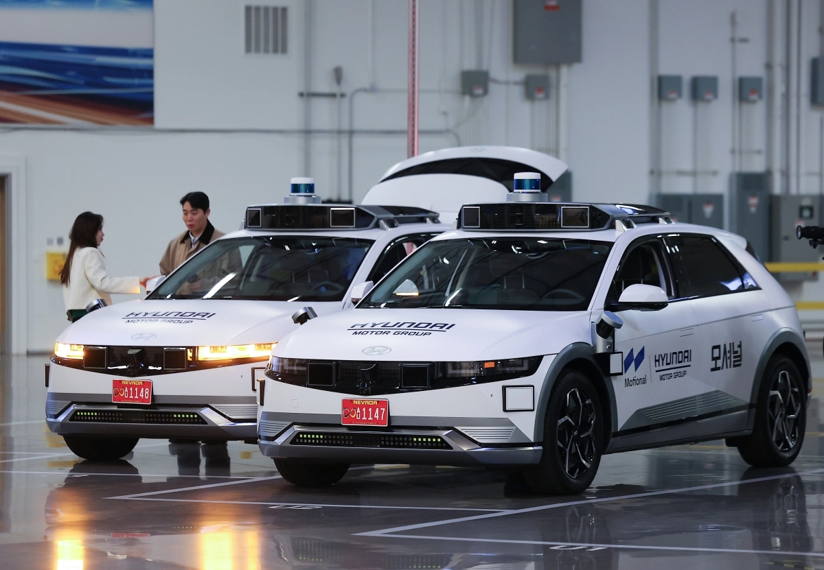 지난 1월 8일(현지시간) 미국 네바다주 라스베이거스 모셔널 테크니컬센터에서 아이오닉5를 기반으로 한 로보택시가 주차돼 있다. 라스베이거스 연합뉴스