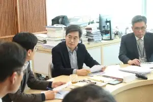 김동연, ‘중동위기 대응 정부와 발 맞춘다’…특별경영자금 600억원 신설