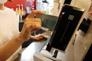 규제 풀리자 월세 카드납부 증가… 거래액 100억원 넘어서