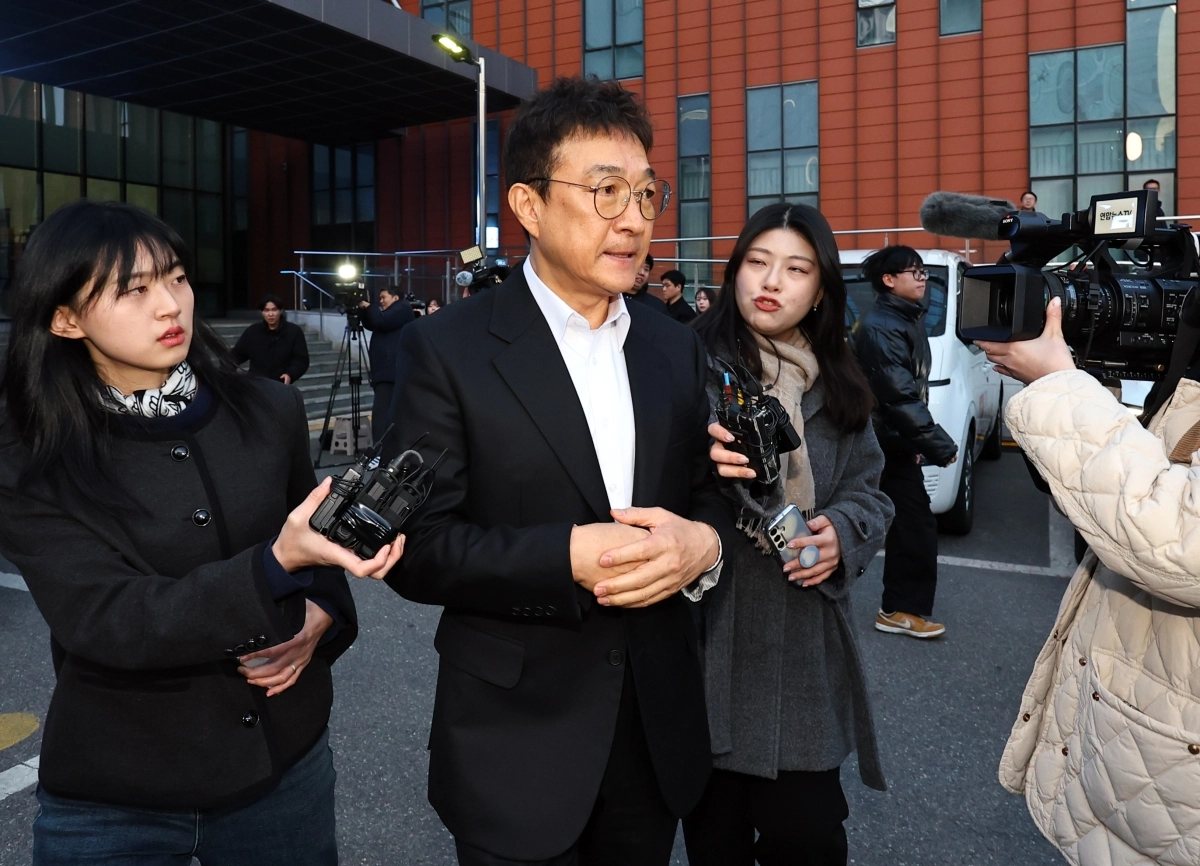 귀가하는 배우 이재룡