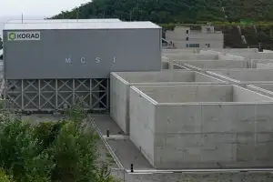 방사성 폐기물 ‘스마트 추적’… 세계 첫 복합처분시설 경주 첫 가동